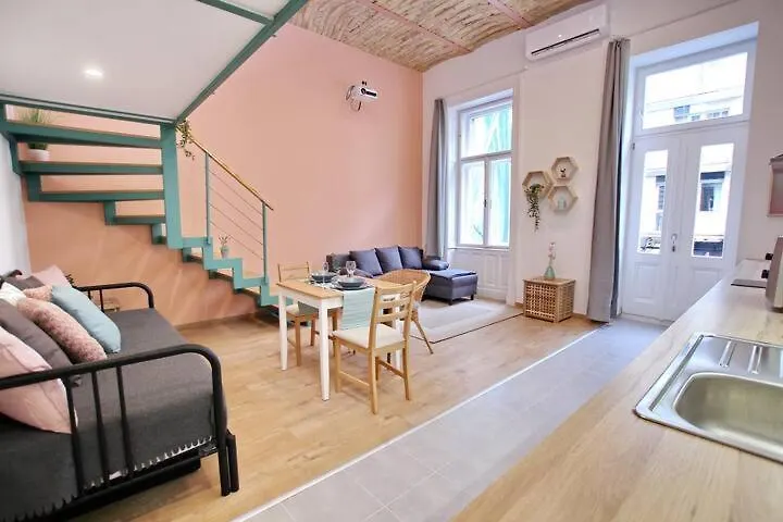 Canga Downtown Studio For 6Ppl, Balcony, Projector Budapesta Apartament